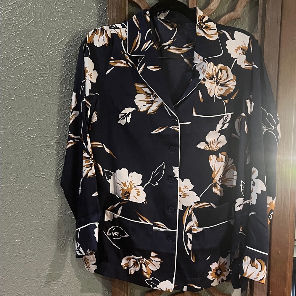 Forever 21 floral button up NWT